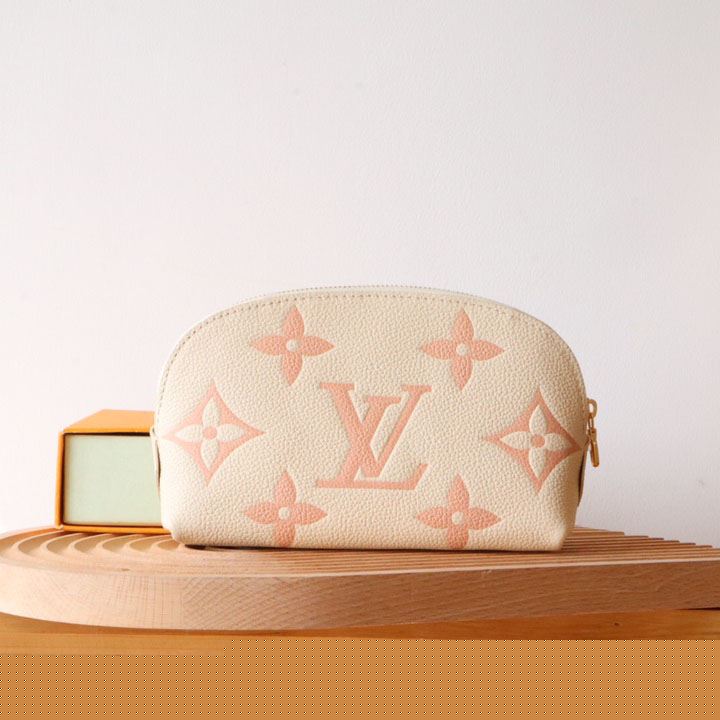 LV Clutch Bags